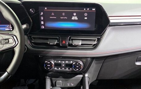 Chevrolet TrailBlazer, 2023 год, 2 374 000 рублей, 16 фотография