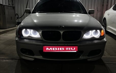 BMW 3 серия, 2004 год, 4 фотография