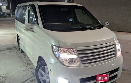 Nissan Elgrand III, 2006 год, 1 000 000 рублей, 2 фотография