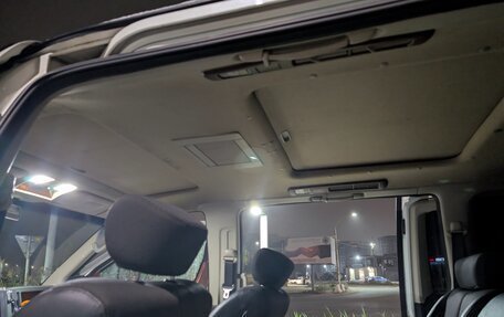 Nissan Elgrand III, 2006 год, 1 000 000 рублей, 15 фотография