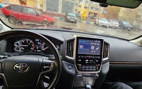 Toyota Land Cruiser 200, 2018 год, 8 150 000 рублей, 14 фотография