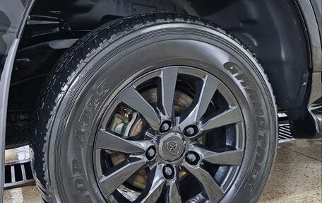 Toyota Land Cruiser 200, 2018 год, 8 150 000 рублей, 18 фотография