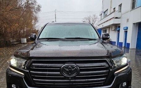 Toyota Land Cruiser 200, 2018 год, 8 150 000 рублей, 16 фотография