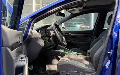 Volkswagen Golf VIII, 2021 год, 1 890 000 рублей, 3 фотография