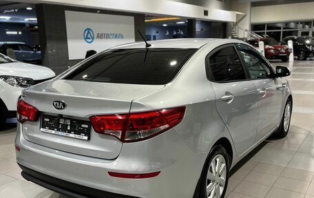 KIA Rio III рестайлинг, 2016 год, 885 000 рублей, 5 фотография