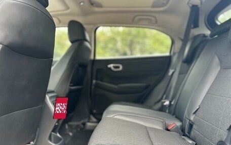 Honda Vezel, 2024 год, 1 600 000 рублей, 10 фотография