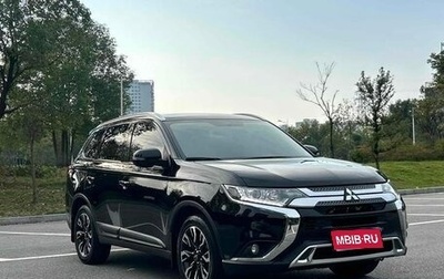 Mitsubishi Outlander III рестайлинг 3, 2021 год, 1 930 469 рублей, 1 фотография