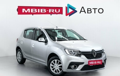 Renault Sandero II рестайлинг, 2019 год, 799 000 рублей, 1 фотография