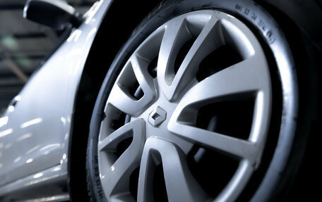 Renault Sandero II рестайлинг, 2019 год, 799 000 рублей, 13 фотография