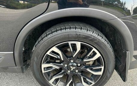 Mitsubishi Outlander III рестайлинг 3, 2021 год, 1 930 469 рублей, 10 фотография