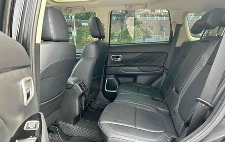 Mitsubishi Outlander III рестайлинг 3, 2021 год, 1 930 469 рублей, 15 фотография