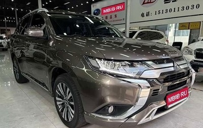 Mitsubishi Outlander III рестайлинг 3, 2021 год, 2 120 469 рублей, 1 фотография
