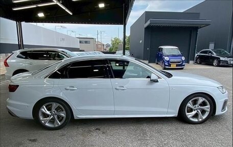 Audi A4, 2022 год, 2 204 555 рублей, 4 фотография