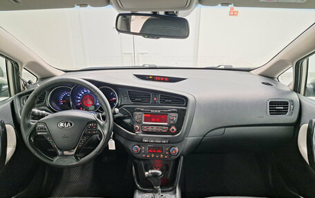 KIA cee'd III, 2013 год, 870 000 рублей, 14 фотография