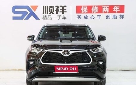 Toyota Highlander, 2024 год, 5 320 469 рублей, 2 фотография