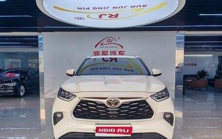 Toyota Highlander, 2024 год, 5 390 469 рублей, 1 фотография