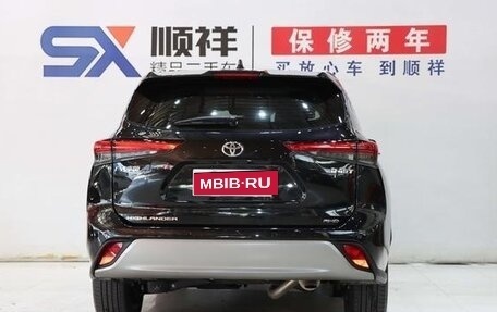 Toyota Highlander, 2024 год, 5 320 469 рублей, 5 фотография