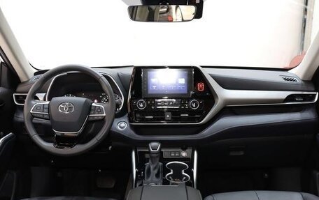 Toyota Highlander, 2024 год, 5 320 469 рублей, 11 фотография