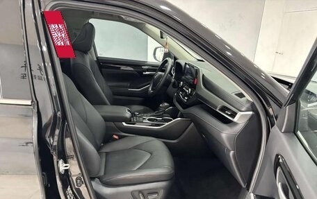 Toyota Highlander, 2023 год, 5 210 469 рублей, 16 фотография