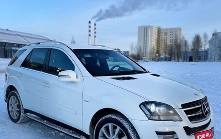 Mercedes-Benz M-Класс, 2011 год, 1 700 000 рублей, 7 фотография