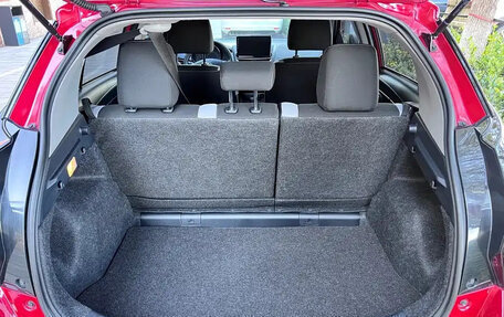 Toyota Yaris XP150 рестайлинг, 2022 год, 930 000 рублей, 13 фотография