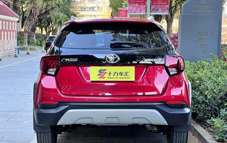 Toyota Yaris XP150 рестайлинг, 2022 год, 930 000 рублей, 8 фотография