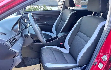 Toyota Yaris XP150 рестайлинг, 2022 год, 930 000 рублей, 16 фотография