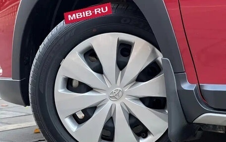 Toyota Yaris XP150 рестайлинг, 2022 год, 930 000 рублей, 11 фотография