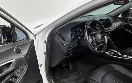 Hyundai Sonata VIII, 2022 год, 1 720 000 рублей, 10 фотография