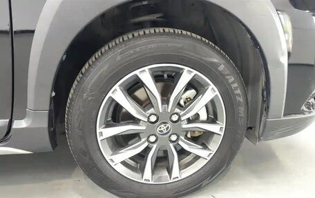 Toyota Yaris XP150 рестайлинг, 2022 год, 1 000 000 рублей, 6 фотография