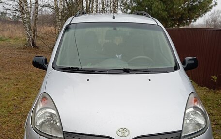 Toyota Yaris Verso, 2002 год, 320 000 рублей, 1 фотография