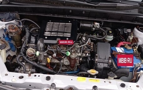 Toyota Yaris Verso, 2002 год, 320 000 рублей, 10 фотография