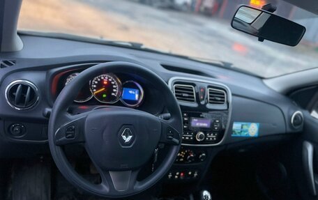 Renault Logan II, 2017 год, 645 000 рублей, 6 фотография