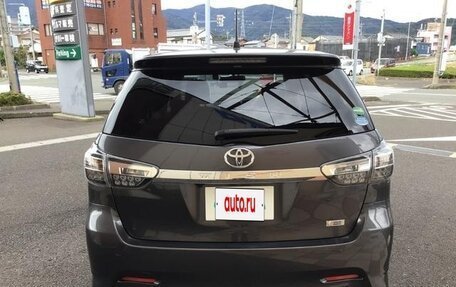 Toyota Wish II, 2016 год, 1 330 000 рублей, 8 фотография