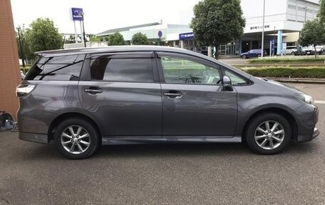 Toyota Wish II, 2016 год, 1 330 000 рублей, 7 фотография