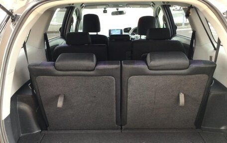 Toyota Wish II, 2016 год, 1 330 000 рублей, 21 фотография
