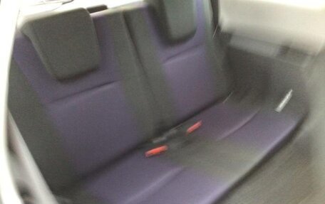 Toyota Wish II, 2016 год, 1 330 000 рублей, 18 фотография