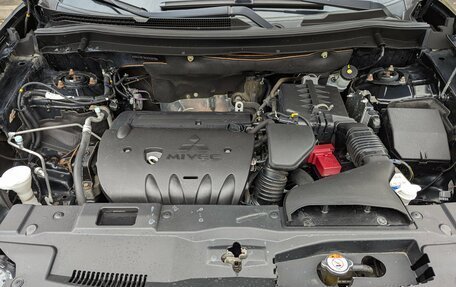 Mitsubishi Outlander III рестайлинг 3, 2014 год, 1 115 000 рублей, 20 фотография