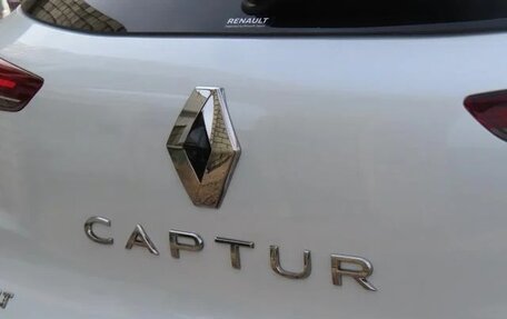 Renault Captur II, 2022 год, 1 200 000 рублей, 21 фотография