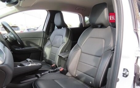 Renault Captur II, 2022 год, 1 200 000 рублей, 8 фотография