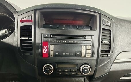 Mitsubishi Pajero IV, 2011 год, 1 985 000 рублей, 15 фотография