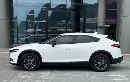 Mazda CX-4, 2021 год, 1 945 000 рублей, 7 фотография