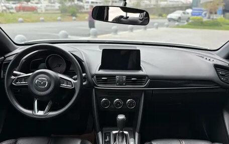 Mazda CX-4, 2021 год, 1 945 000 рублей, 11 фотография