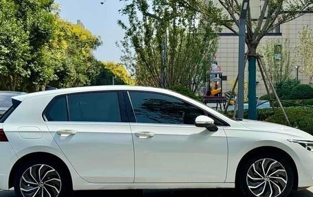 Volkswagen Golf VIII, 2022 год, 1 650 004 рублей, 4 фотография