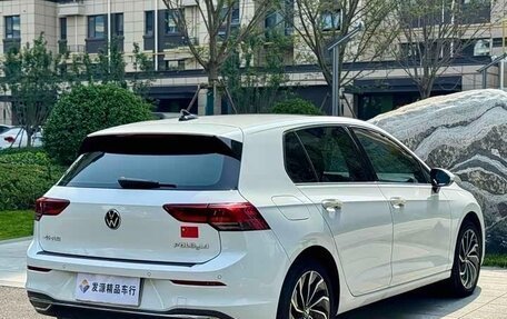 Volkswagen Golf VIII, 2022 год, 1 650 004 рублей, 5 фотография