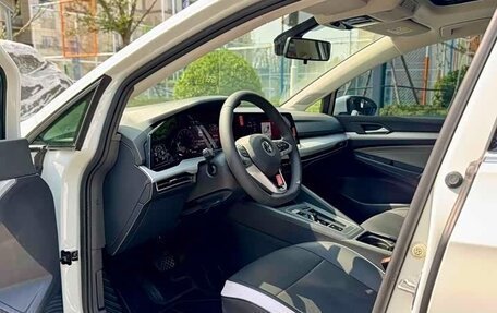 Volkswagen Golf VIII, 2022 год, 1 650 004 рублей, 8 фотография