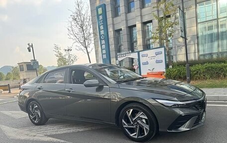 Hyundai Elantra, 2024 год, 1 800 004 рублей, 3 фотография