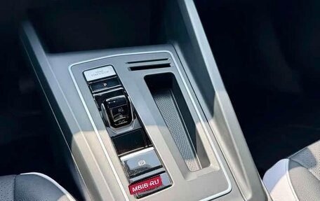 Volkswagen Golf VIII, 2022 год, 1 650 004 рублей, 12 фотография