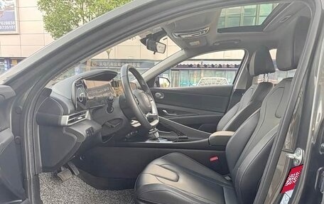 Hyundai Elantra, 2024 год, 1 800 004 рублей, 7 фотография