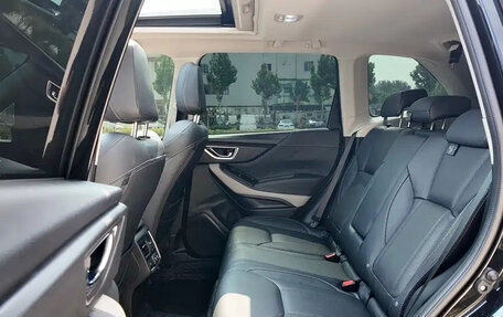 Subaru Forester, 2022 год, 2 000 000 рублей, 9 фотография